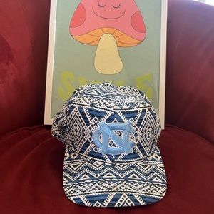 Tar Heel vintage Hawaiian style hat